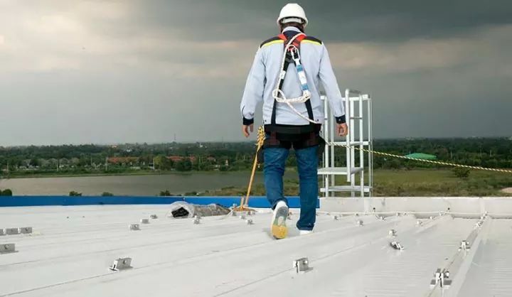 A Guide to the Best Commercial Roof Types—Follow the Advice of Expert Roofers